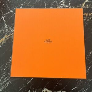 Hermès Orange Box w/ padding